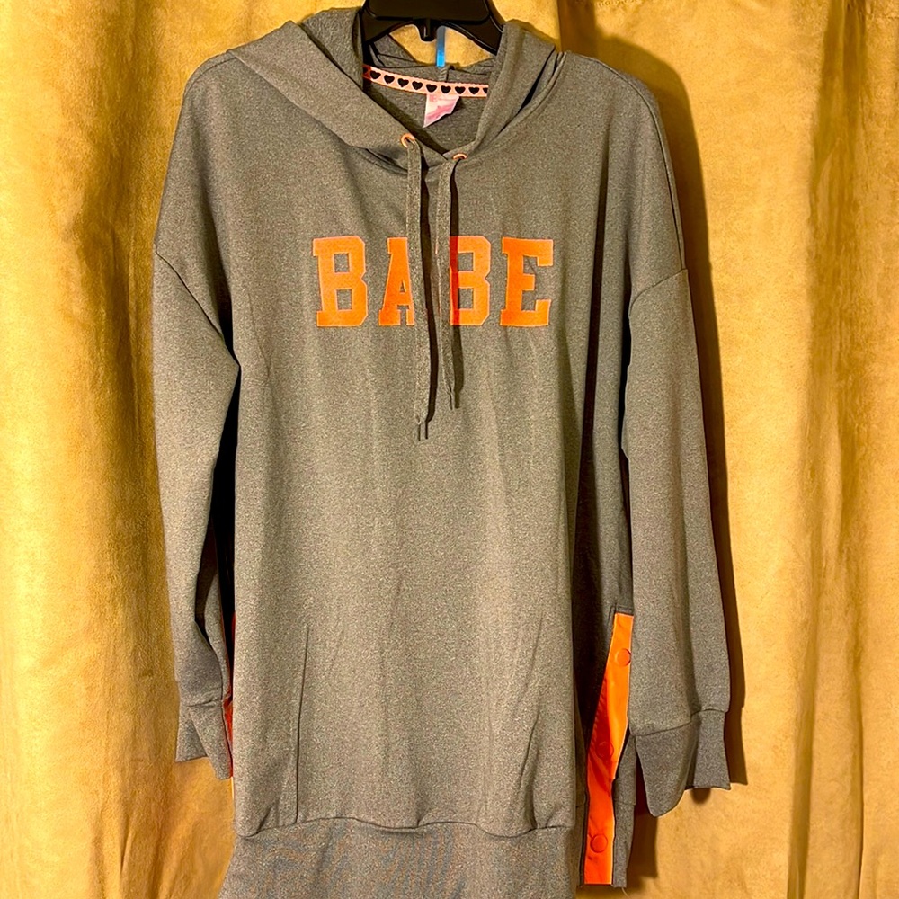 NEW Gray and Peach Hoodie w/peach color snaps that open on sides “Babe!”